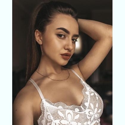        ,,  
